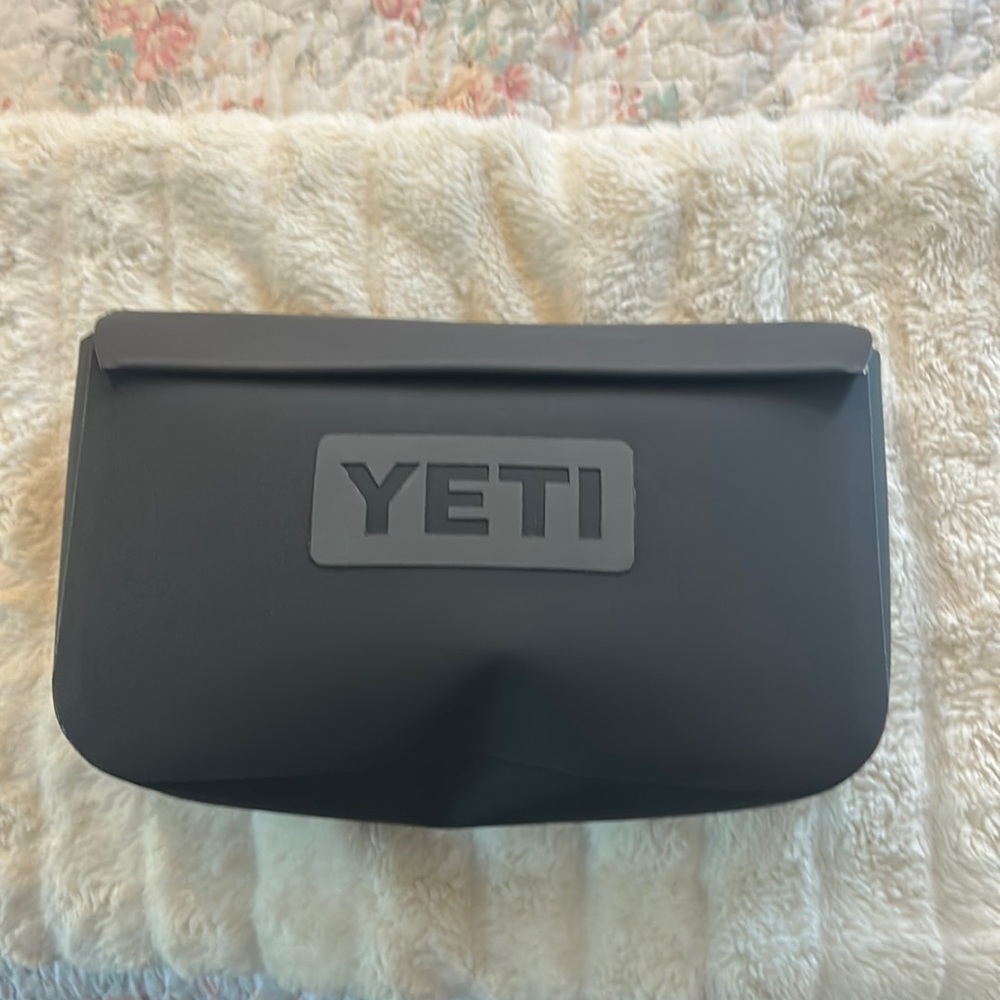 Yeti Sidekick Dry Bag NWOT